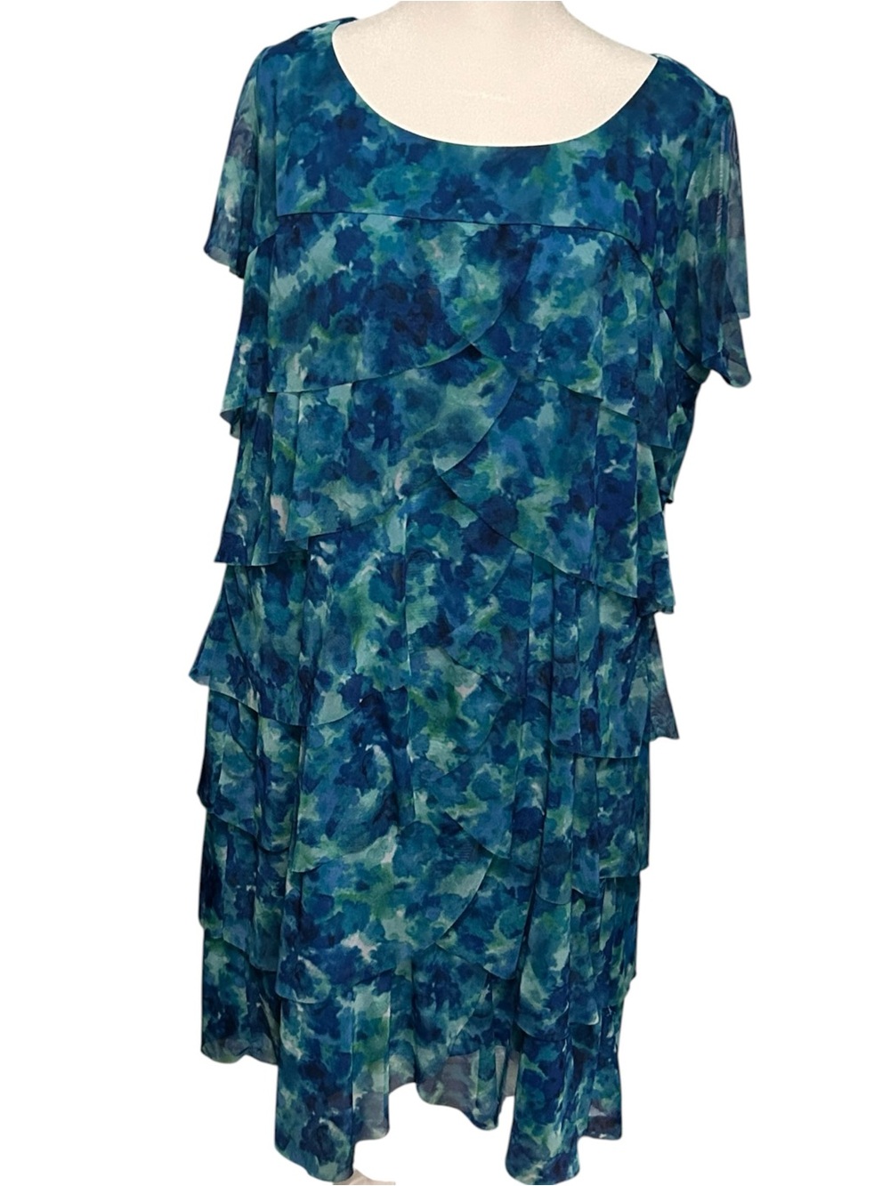 London Times Woman Blue Watercolor Floral Tiered Chiffon Dress Size 18W